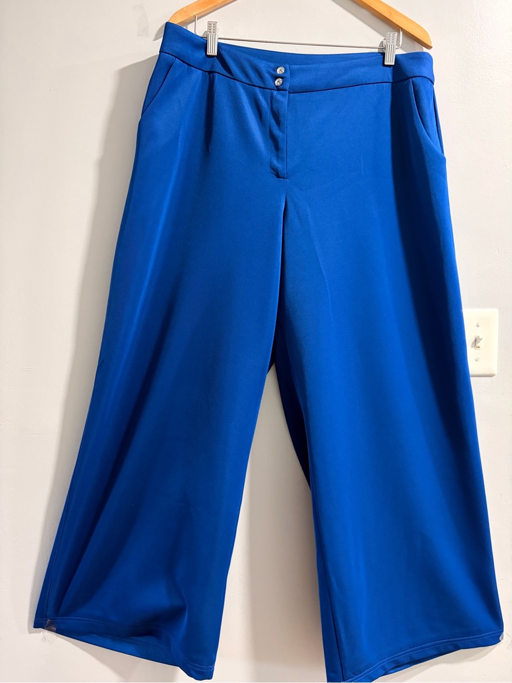 Ashley Stewart Cobalt Blue Wide-Leg Cropped Pants